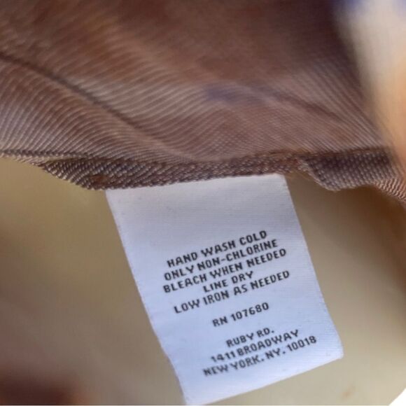 Ruby Rd Mesh Cutout Feather Ikat  Shell Button Flap Pocket Tab Sleeve Blouse - Picture 16 of 16